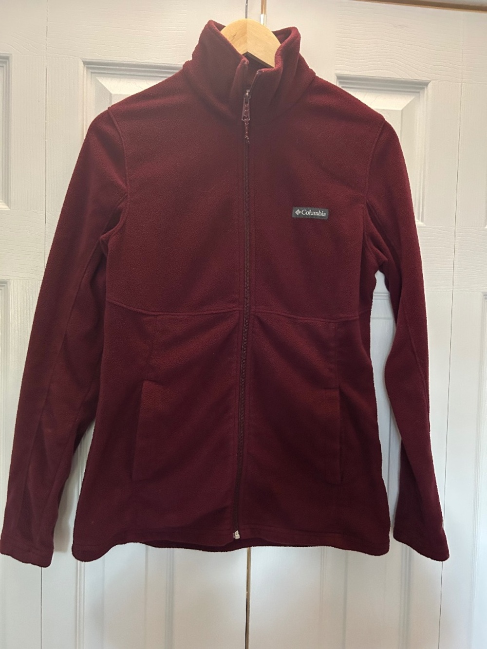 Columbia Fleece Zip Up Sweater in Burgundy